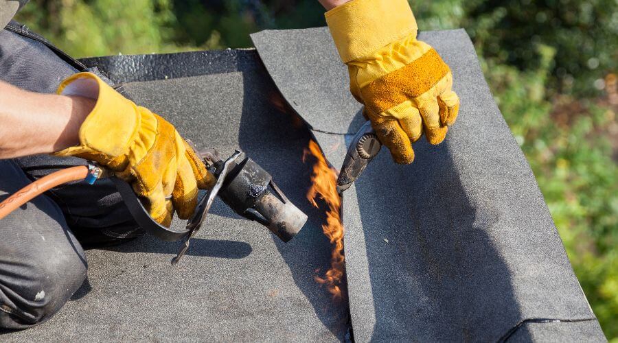 Expert new roof installation services in Donnellson, IA